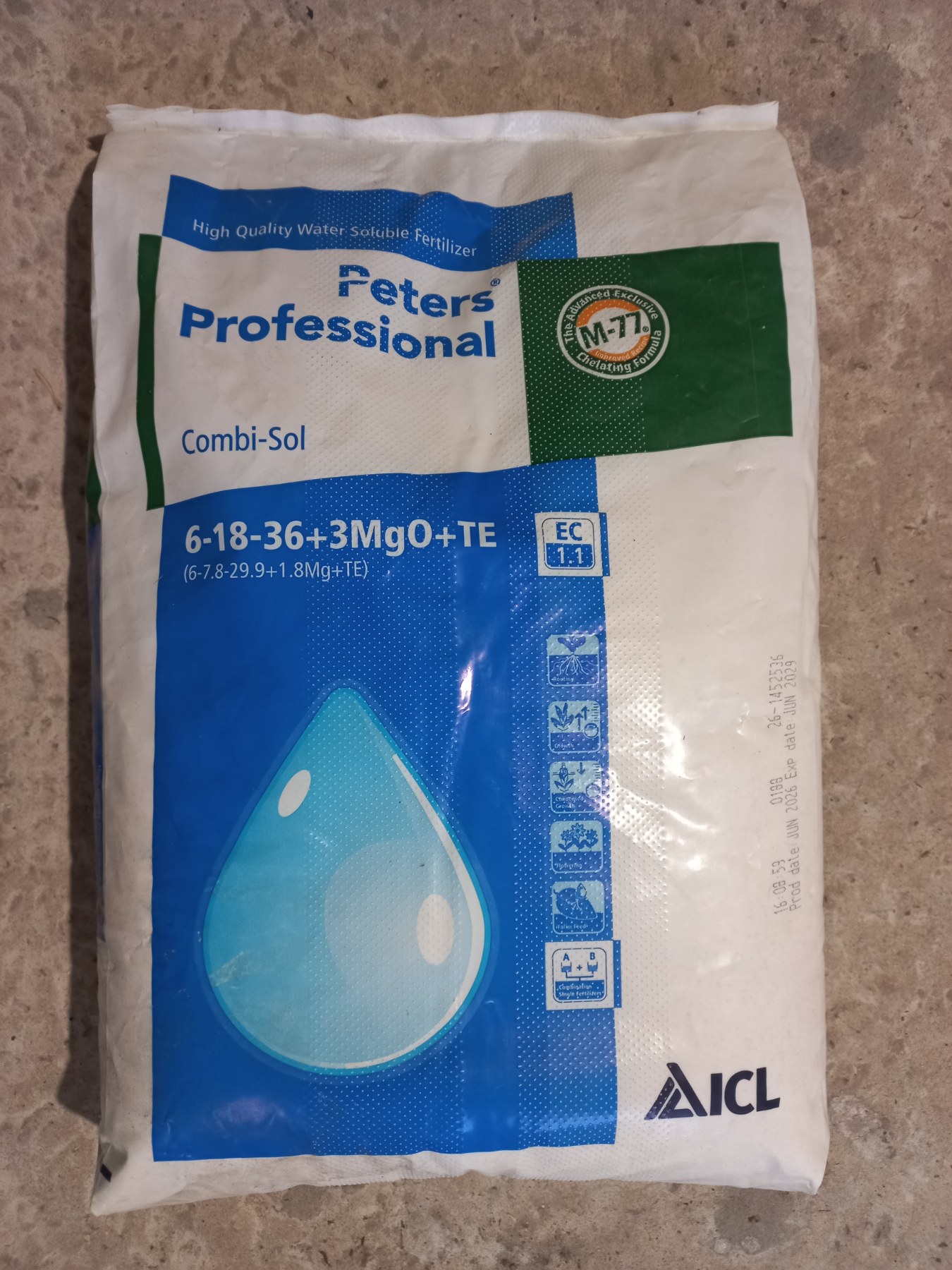 Купити Добриво осіннє Peters Professional Combi-Sol 6-18-36+3MgO+TE